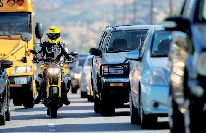 Is Lane Splitting Legal for Motorists in Arizona?