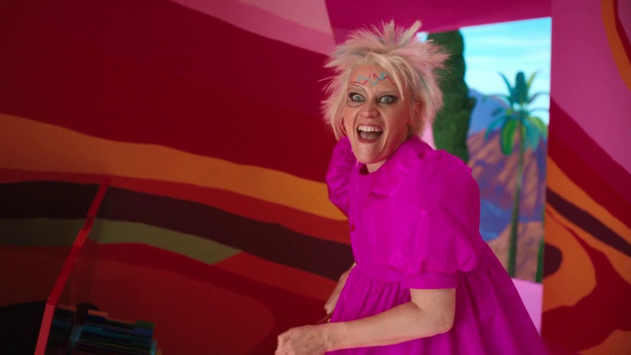 Kate McKinnon and the Greta Gerwig Reveal the Secrets of Weird Barbie