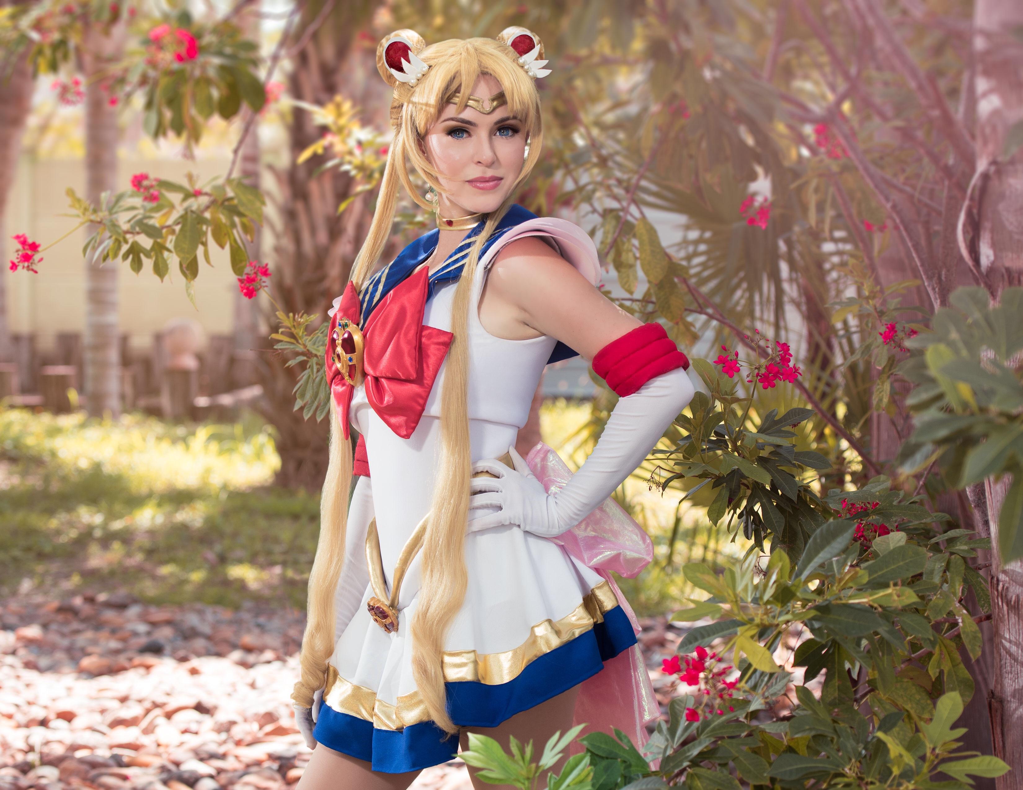 Sailor moon cosplay